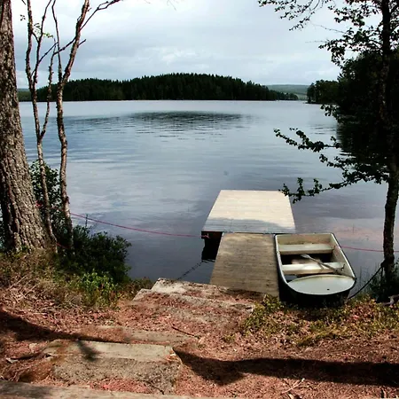 Lakeside By Mokeren Hébergement de vacances Östmarken